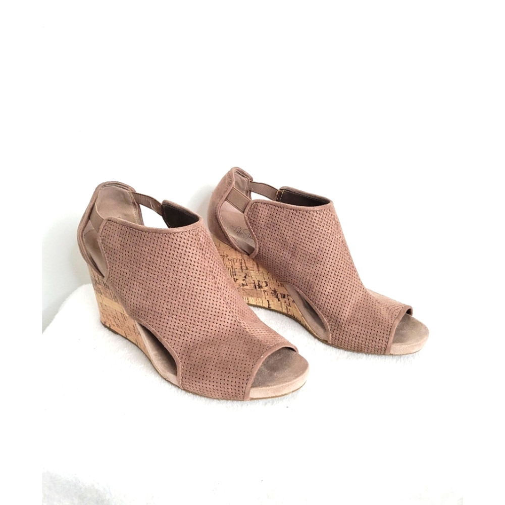 Open Toe Wedges - Picture 3 of 7